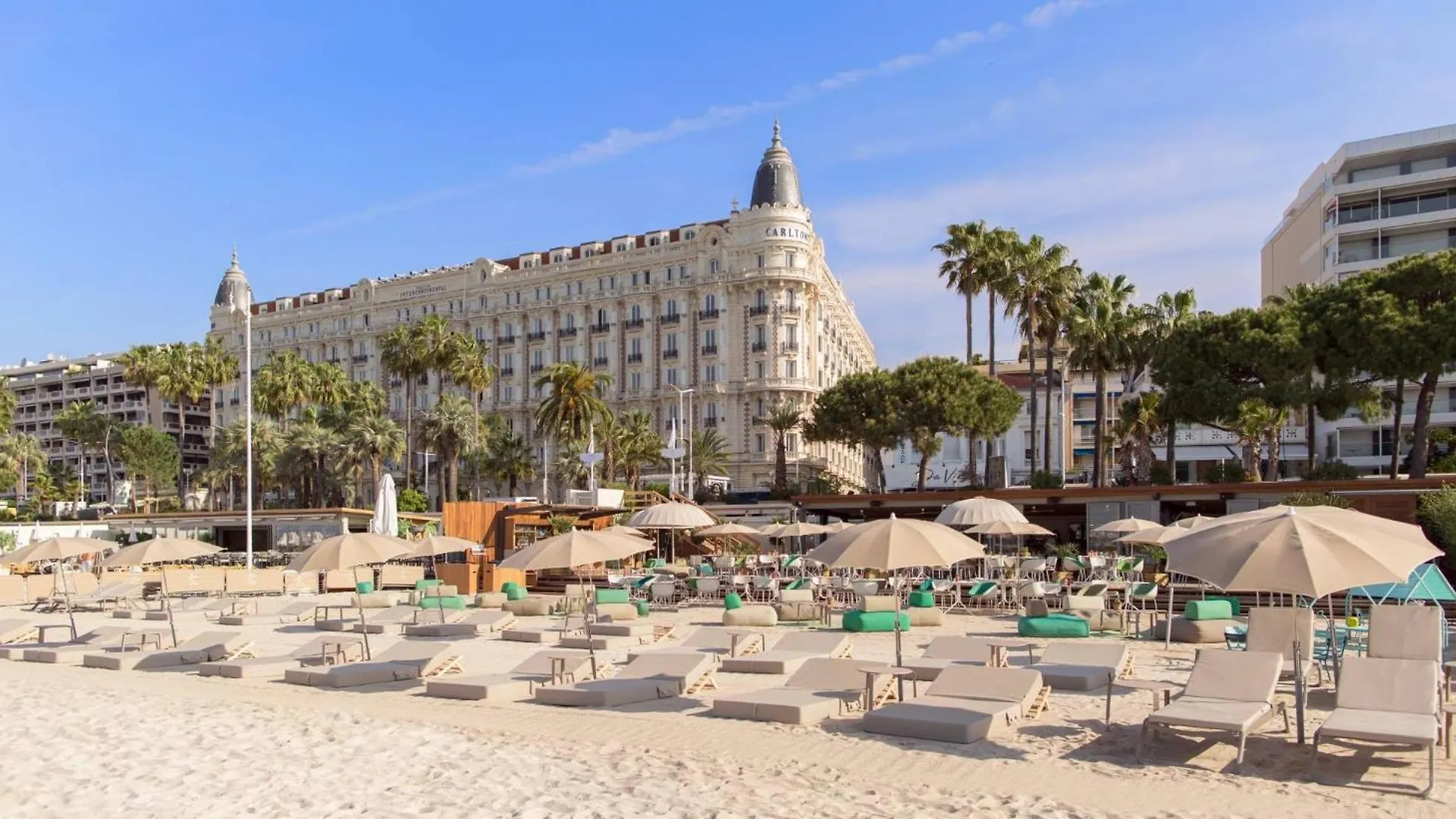 Sea View Flat With Car Park Boarder Cannes Le Cannet