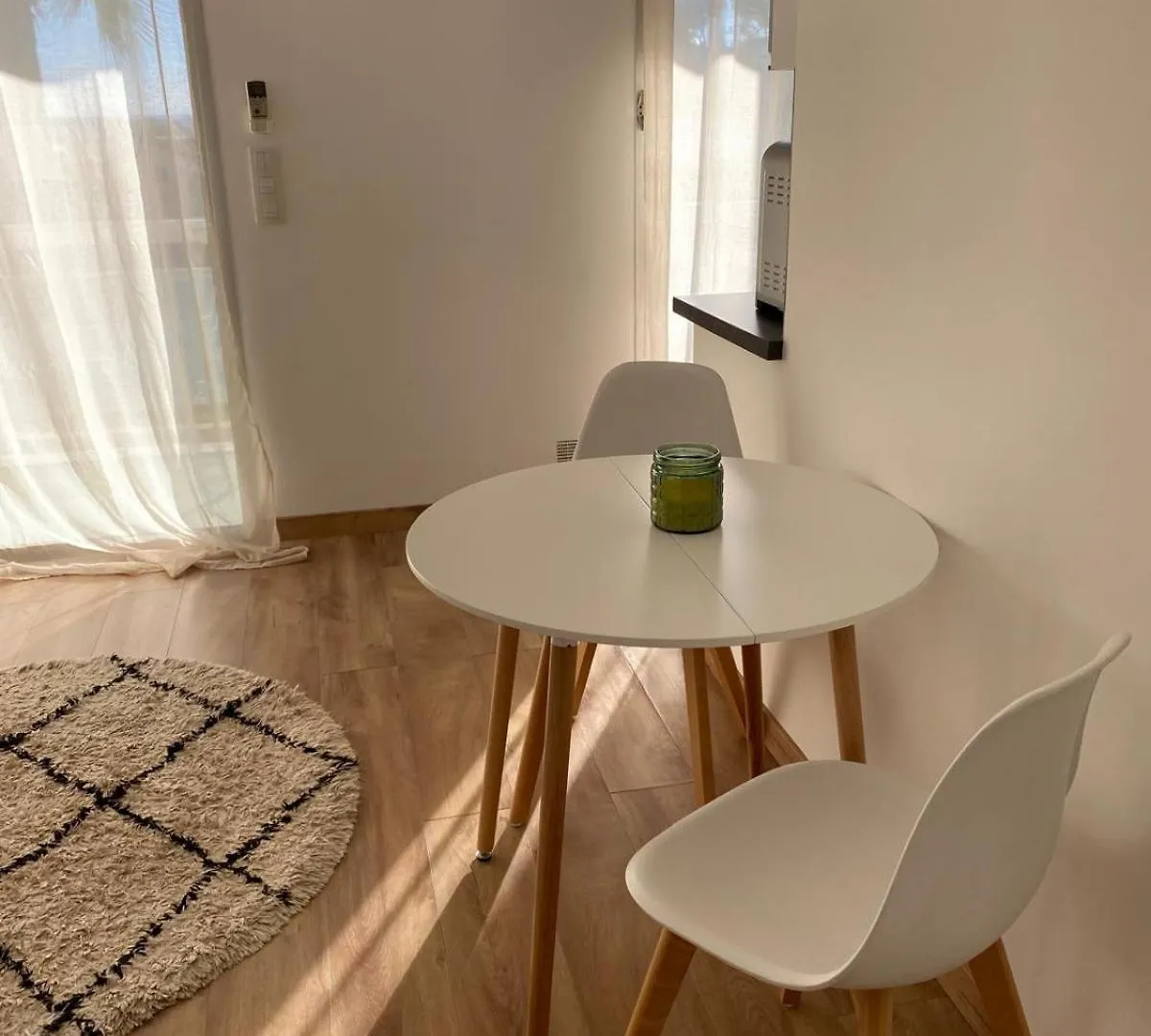 Sea View Flat With Car Park Boarder Cannes Le Cannet 0*,  France