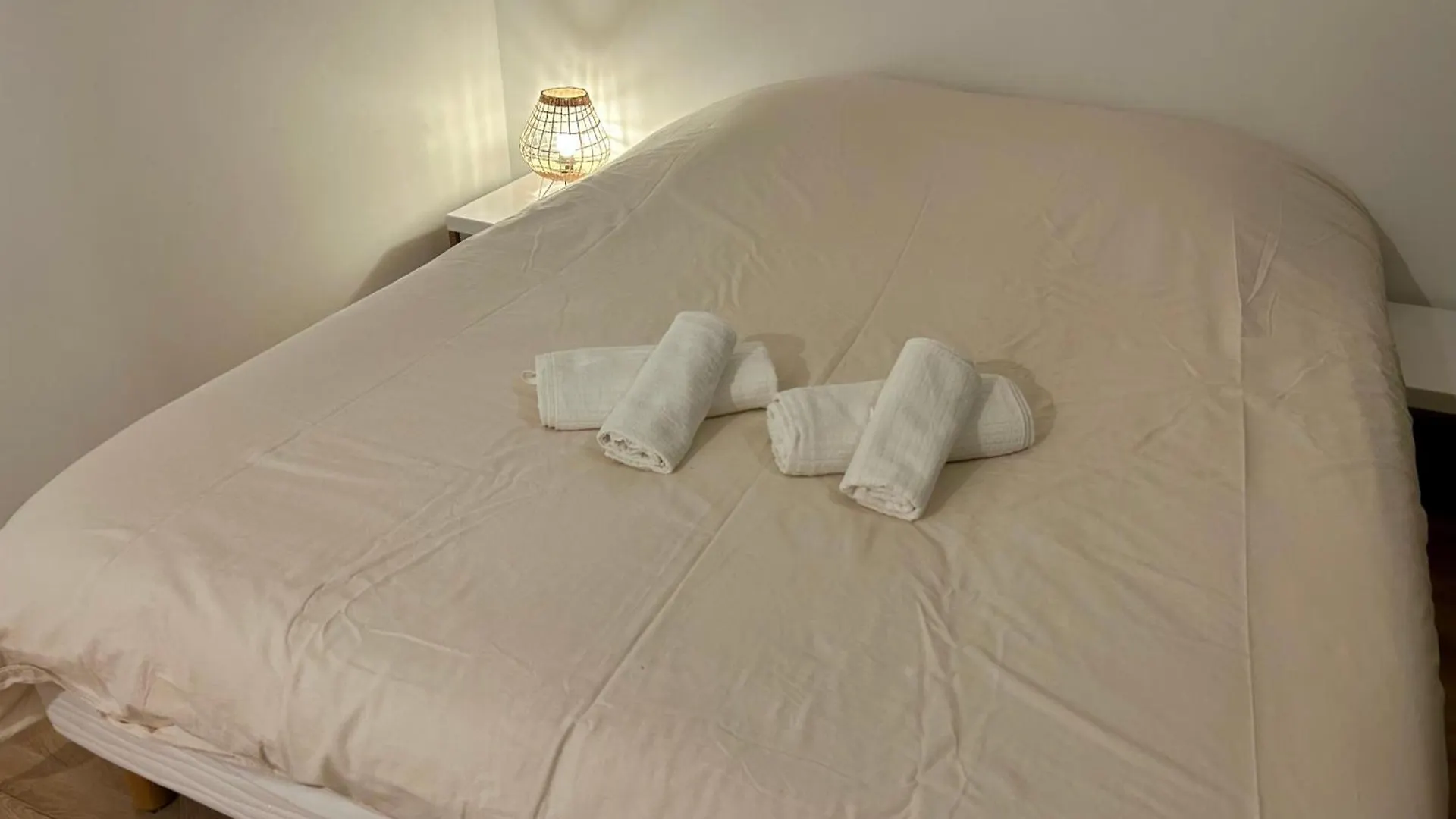 Apartment Sea View Flat With Car Park Boarder Cannes Le Cannet